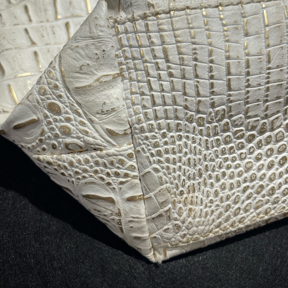 MARC FISHER Tote bag, approx 17”W x 13”H x 4”, White/gold Alligator look PVC - Picture 3 of 15